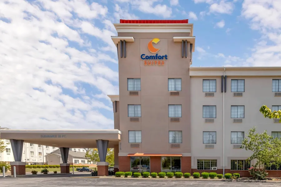 Comfort Suites Elizabethtown hotel detail image 2