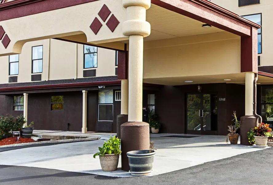 Clarion Pointe hotel detail image 2