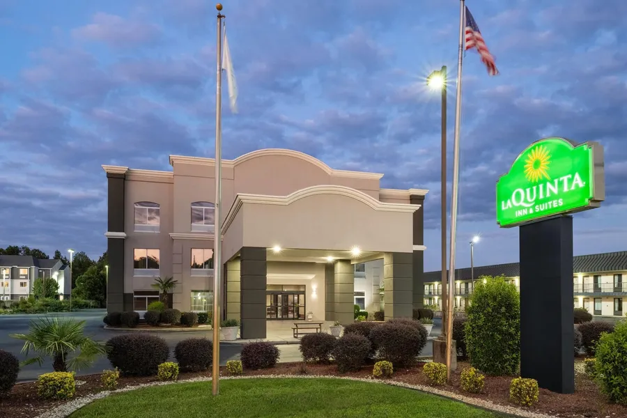 La Quinta Inn & Suites by Wyndham Florence hotel detail image 2