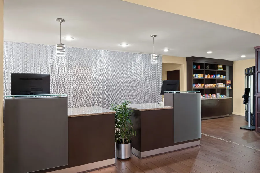 La Quinta Inn & Suites by Wyndham Florence hotel detail image 6