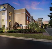 Days Inn by Wyndham Florence Near Civic Center hotel detail image 4