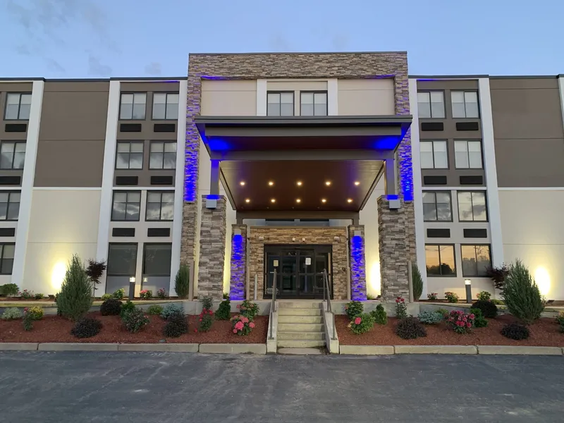 Holiday Inn Express Fall River North by IHG hotel detail image 2