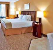 Holiday Inn Express Hotel & Suites Brooksville by IHG hotel detail image 7