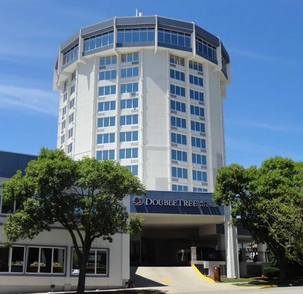 DoubleTree by Hilton Hotel Jefferson City hotel detail image 2