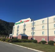 Mountain Inn & Suites hotel detail image 4