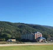 Mountain Inn & Suites hotel detail image 5