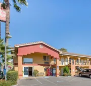 Econo Lodge Inn & Suites Lodi - Wine Country Area hotel detail image 4