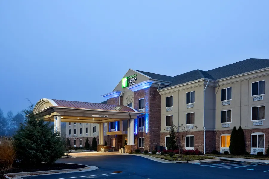 Holiday Inn Express Hotel & Suites High Point South by IHG hotel detail image 6