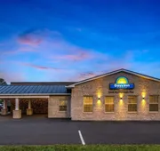 Days Inn by Wyndham Frederick hotel detail image 5