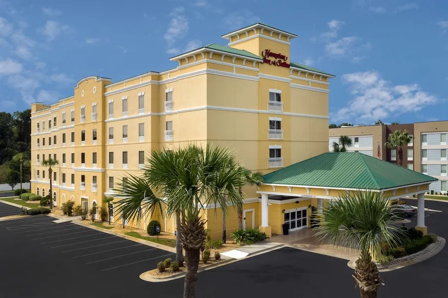 Hampton Inn & Suites Lake City hotel detail image 2