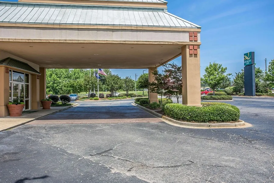 Quality Inn Sumter near Shaw AFB hotel detail image 6
