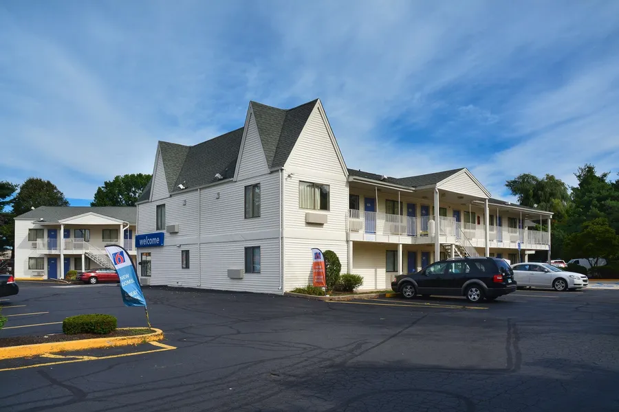 Motel 6 Southington, CT - Hartford hotel detail image 2