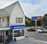 Motel 6 Southington, CT - Hartford hotel detail image 4