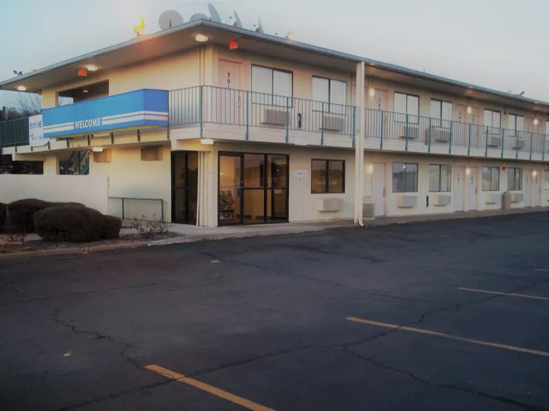 Skyline Inn hotel detail image 2