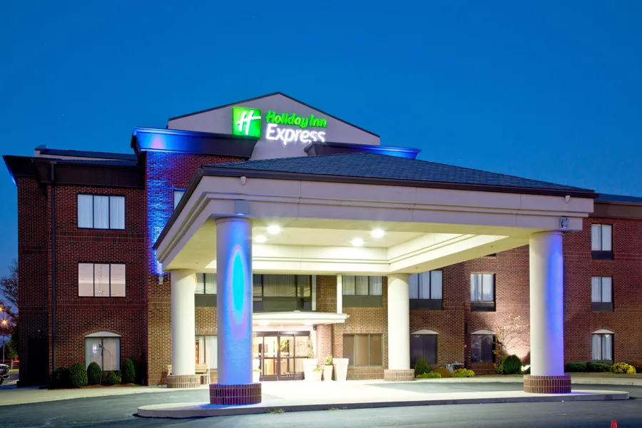 Holiday Inn Express & Suites Shelbyville by IHG hotel detail image 2