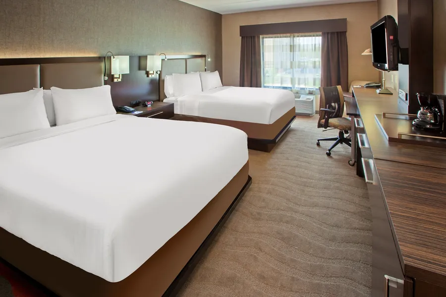 Holiday Inn Express and Suites Columbus Edinburgh by IHG hotel detail image 6