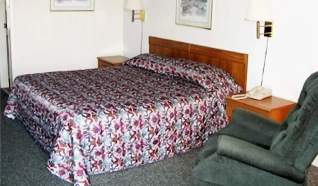 Mariann Travel Inn Scottsburg hotel detail image 6