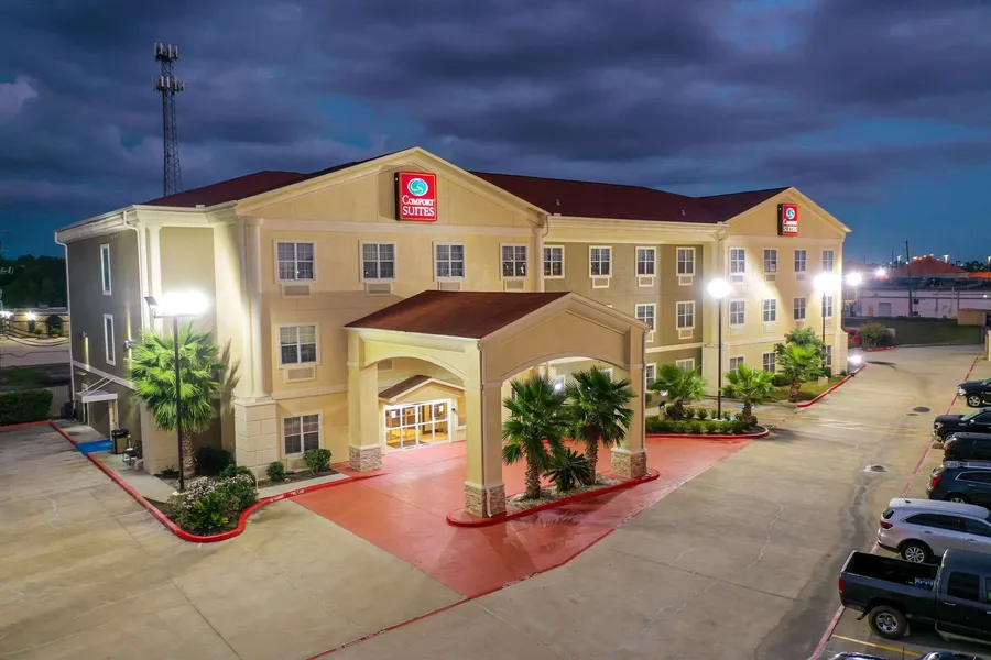 Comfort Suites Tomball Medical Center hotel detail image 2