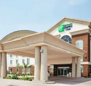 Holiday Inn Express & Suites Dinuba West by IHG hotel detail image 4