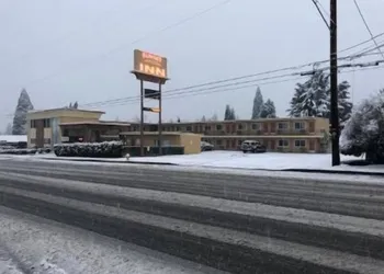 Sunset Inn hotel thumbnail 5