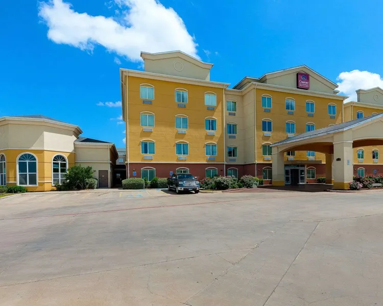 Comfort Suites University hotel detail image 2