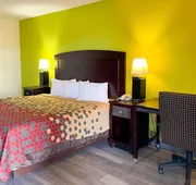 Econo Lodge Inn & Suites Sweetwater I-20 hotel detail image 5