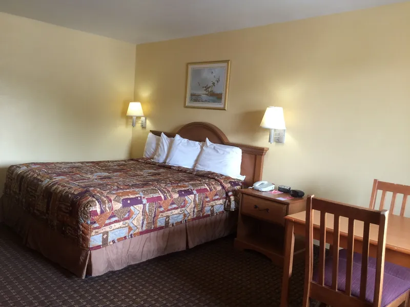 Econo Lodge Easton Route 50 hotel detail image 6