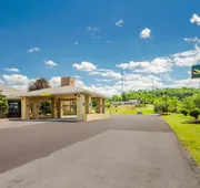 Quality Inn & Suites Frostburg - Cumberland hotel detail image 4