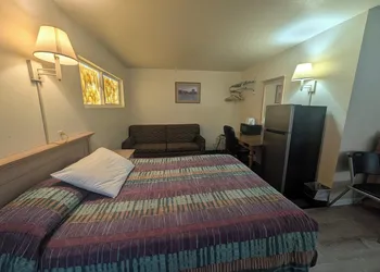 Economy Inn Safford hotel thumbnail 7