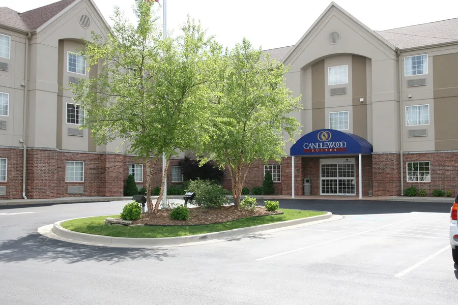 Candlewood Suites St Robert by IHG hotel detail image 6