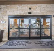 Hampton Inn & Suites Selma-San Antonio-Randolph AFB Texas hotel detail image 4