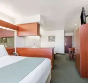 Microtel Inn & Suites by Wyndham Marianna hotel detail image 7