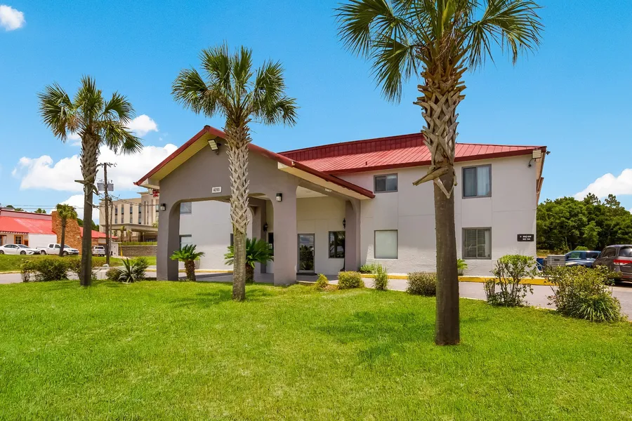 Red Roof Inn Crestview hotel detail image 6