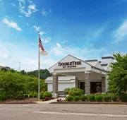 DoubleTree by Hilton Washington Meadow Lands Casino Area hotel detail image 4