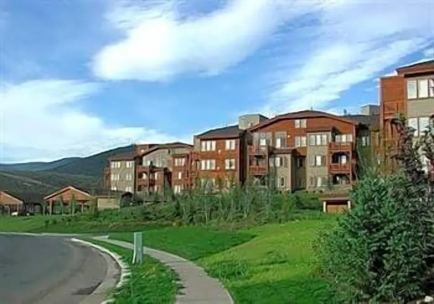 Crestview Condominiums by All Seasons Resort Lodging hotel detail image 2