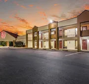 Red Roof Inn Clarksville hotel detail image 3