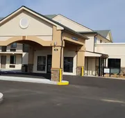 Baymont by Wyndham Clarksville hotel detail image 4