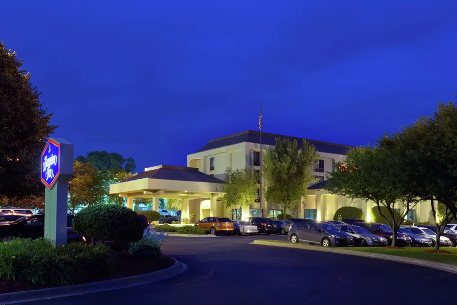 Hampton Inn Rockford hotel detail image 2
