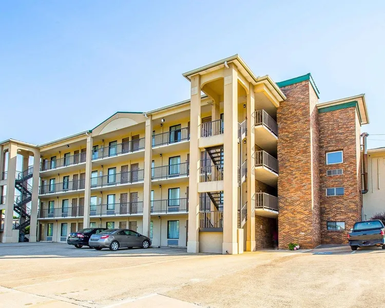Quality Inn Dahlonega Near University hotel detail image 2
