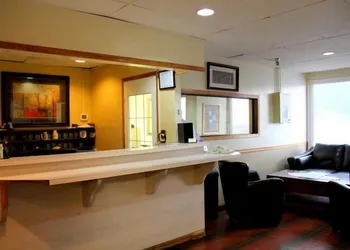 Acorn Motel hotel thumbnail 3