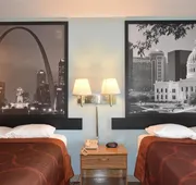 Super 8 by Wyndham Carthage hotel detail image 7