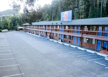 Motel 6 Gold Beach, OR hotel thumbnail 5