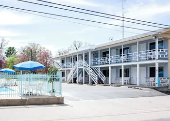 Starlite Motel hotel thumbnail 3
