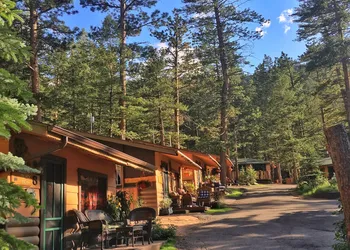 Pine Haven Resort hotel thumbnail 8