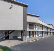 Red Roof Inn Dunn hotel detail image 5