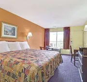 Days Inn by Wyndham Benson hotel detail image 7