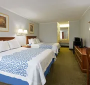 Days Inn by Wyndham Clinton hotel detail image 3
