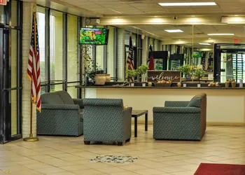 Red Carpet Inn & Suites hotel thumbnail 7