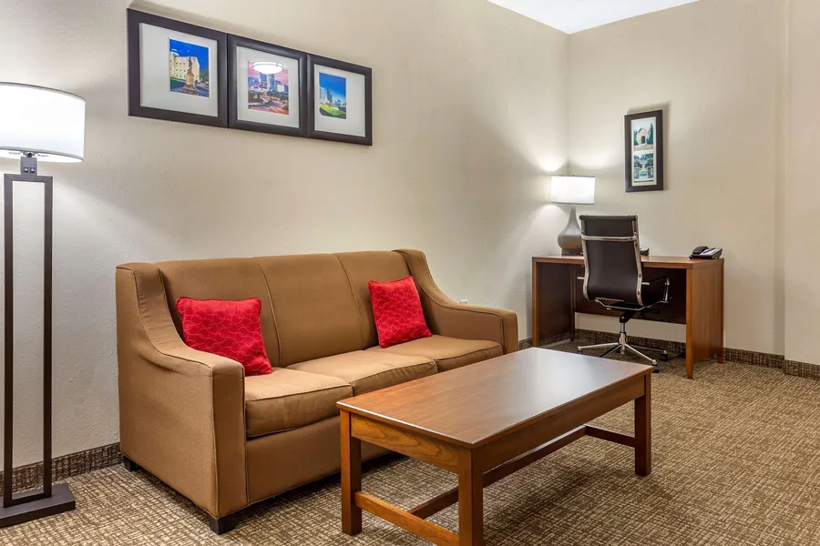Comfort Suites Clayton - Garner hotel detail image 6