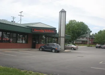 Fountain Inn hotel thumbnail 3